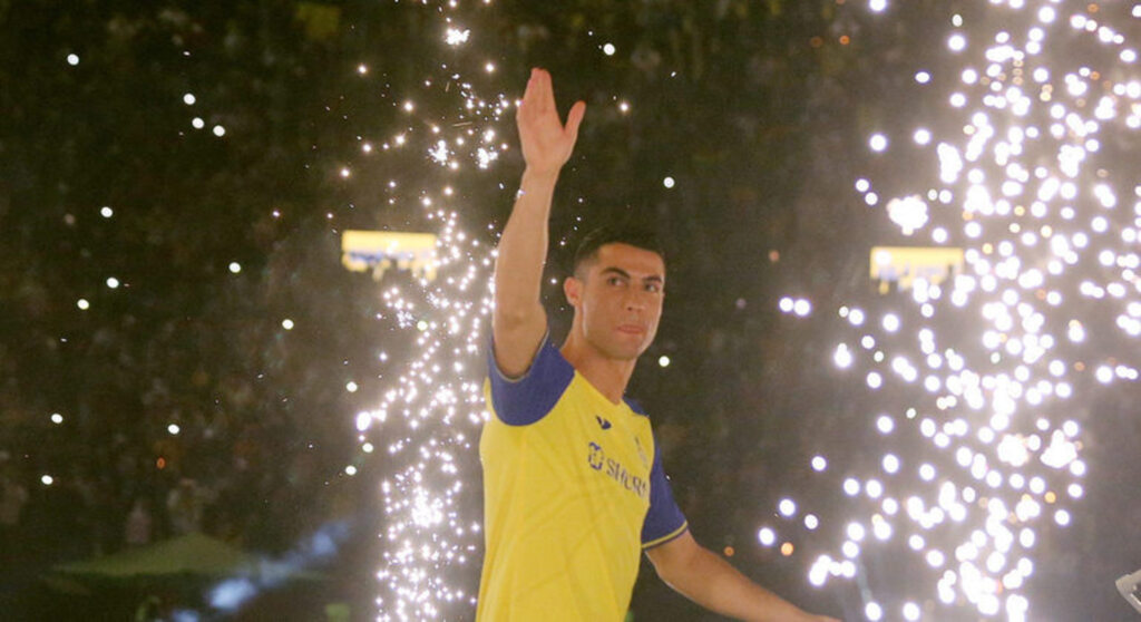 Cristiano Ronaldo é apresentado pelo Al-Nassr