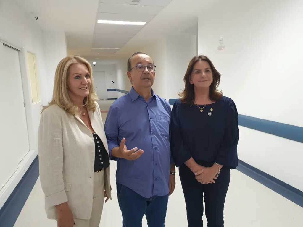 Primeira viagem oficial do governador Jorginho Mello inclui ida ao Hospital Tereza Ramos