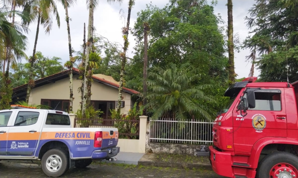 Ocorrências são registradas em Pirabeiraba após temporal na tarde desta quinta-feira