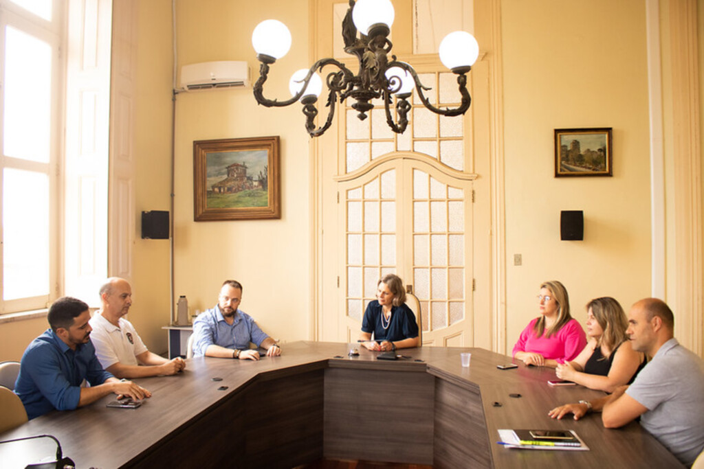 Prefeitura firma parceria com rede de atacados para melhorar Canil