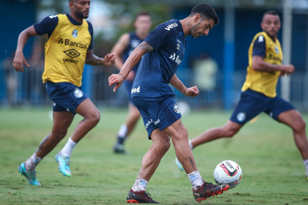 (Foto: Lucas Uebel - GFPA) - Luisito teve nome publicado no BID e está confirmado pelo técnico Renato Portaluppi