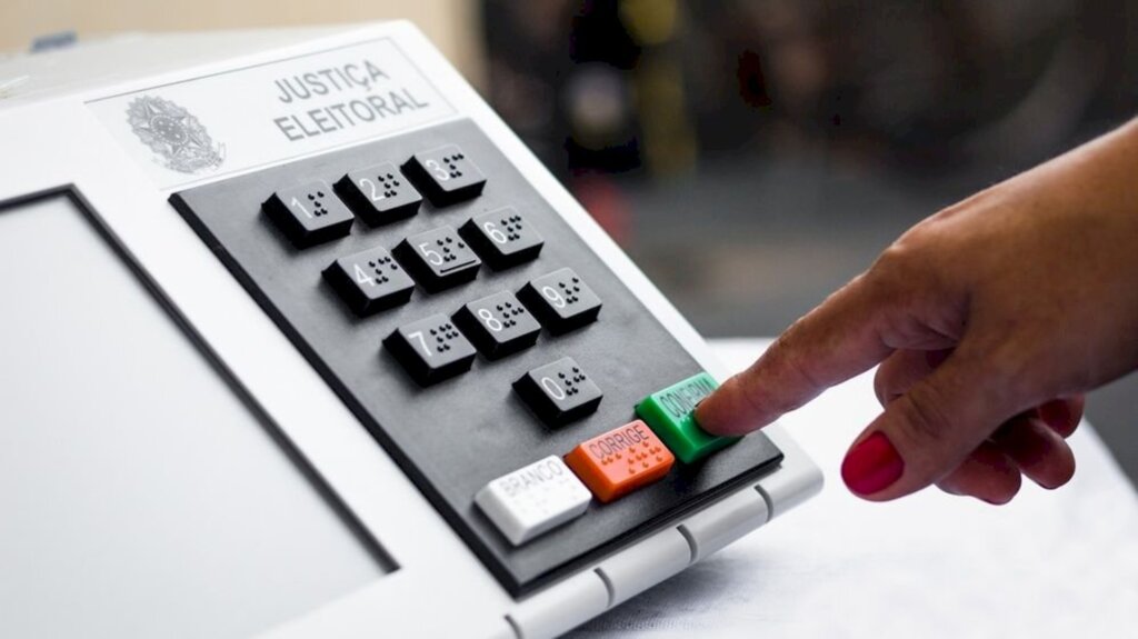 Eleitor que faltou ao 2º turno das eleições tem até segunda-feira para justificar
