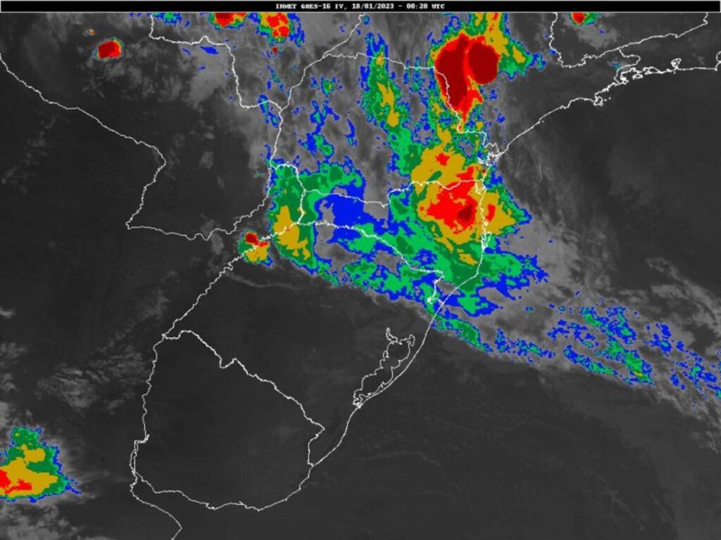 Foto: Inmet/Divulgação - Na imagem de satélite abaixo é possível observar a presença de muitas nuvens sobre o Estado.
