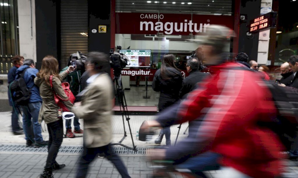 Argentina tem maior alta de juros desde 2019 com escalada de inflação