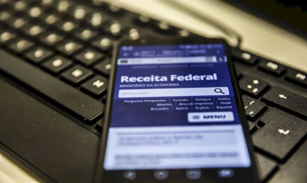 Declarações do IR entregues superam projeções da Receita Federal