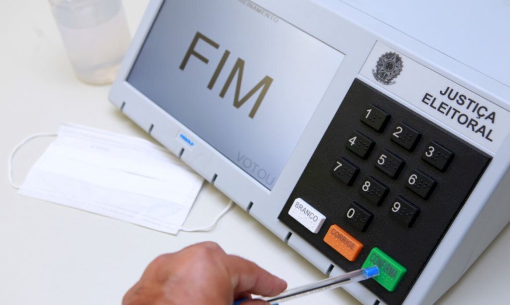 Sistema de votação continua 'íntegro e seguro', diz relatório do TSE