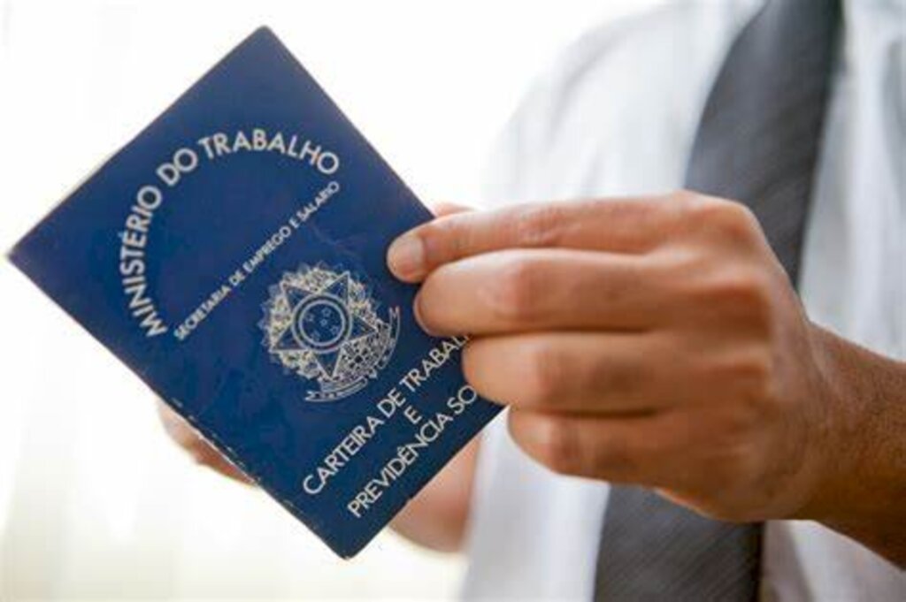 Confira quase 300 vagas de emprego anunciadas pelo Sine de Indaial