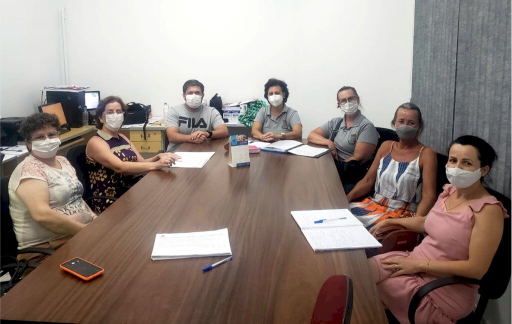 CONSELHO MUNICIPAL DOS DIREITOS DA CRIANÇA E DO ADOLESCENTE DE RODEIO (CMDCA) EM ATIVIDADE