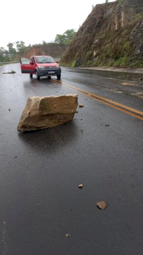 CUIDADO PARA QUEM PASSAR NA SERRA VÉU DA NOIVA EM DOUTOR PEDRINHO.