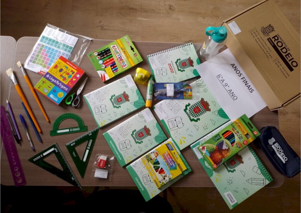 PREFEITURA DE RODEIO FORNECERÁ KITS DE MATERIAIS ESCOLARES PARA TODOS OS ALUNOS DA REDE MUNICIPAL
