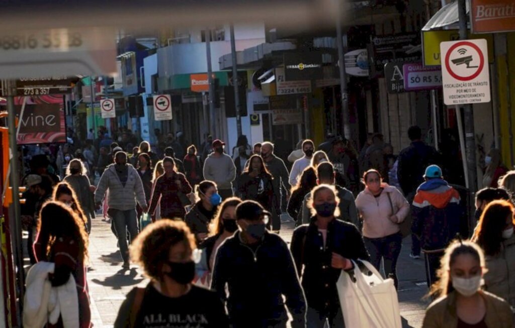 LIBERAÇÃO DE MÁSCARAS EM SC ESTÁ PERTO DE SE TORNAR REALIDADE, MAS DEPENDE DA VACINAÇÃO