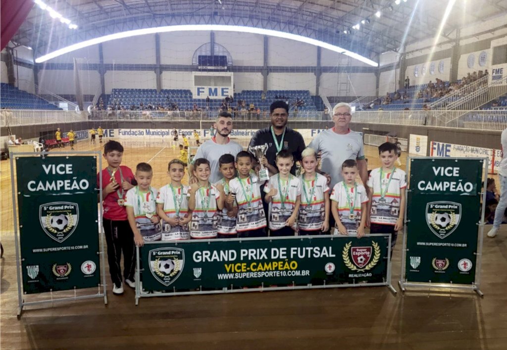 SUB 8 DE RODEIO É VICE CAMPEÃO DO GRAND PRIX DE FUTSAL (PR E SC)