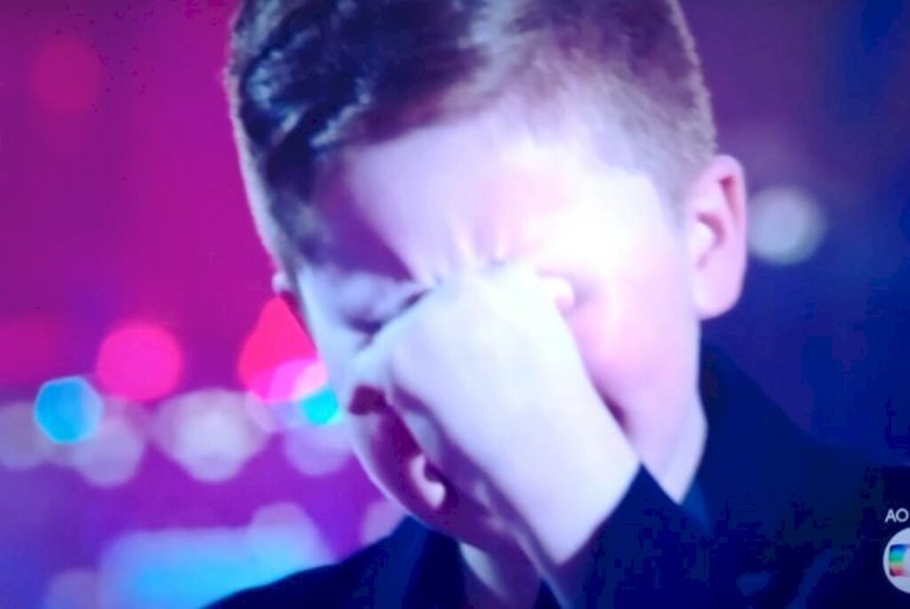 Gustavo Bardim vence o The Voice Kids e representa muito bem SC