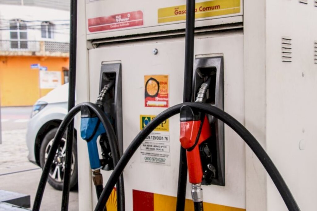 dois postos da Grande Florianópolis venderão a gasolina mais barata do Brasil
