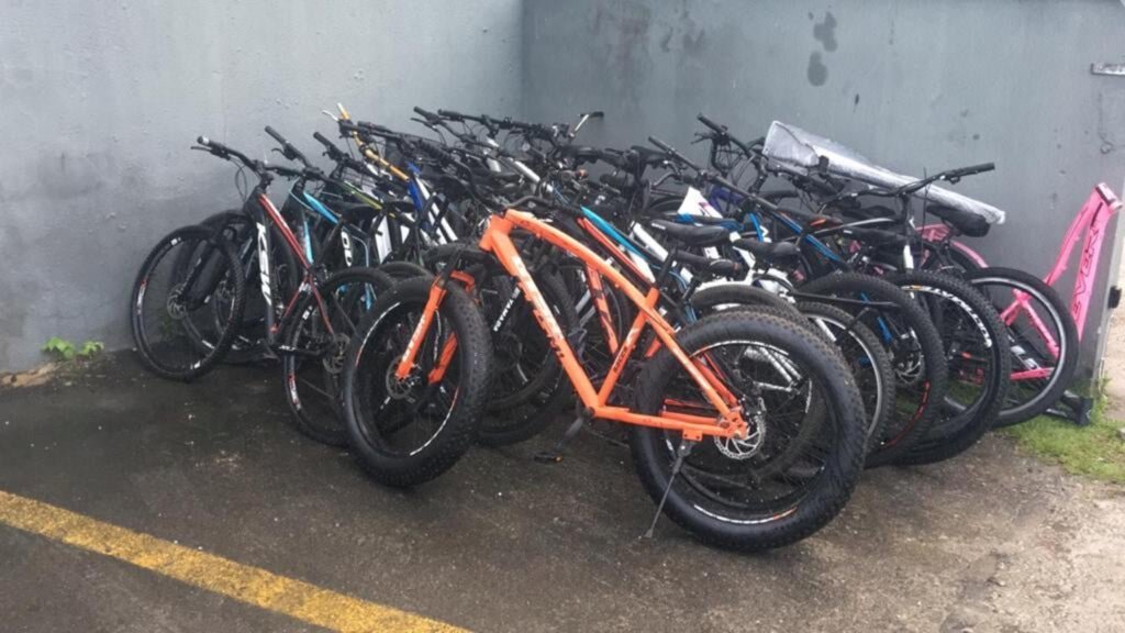 NA MADRUGADA DE HOJE (15/11/21) A POLÍCIA MILITAR ENCONTROU LOCAL NO BAIRRO SÃO VICENTE COM 27 BICICLETAS FURTADAS