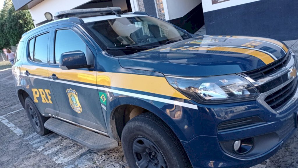 condutor sob influência de álcool é preso pela PRF de Rio do Sul.