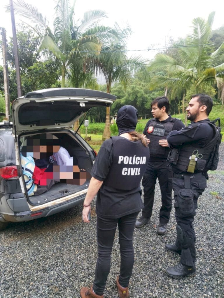 Polícia Civil deflagra operação contra quadrilha que realizou assaltos em Rio dos Cedros no mês de outubro