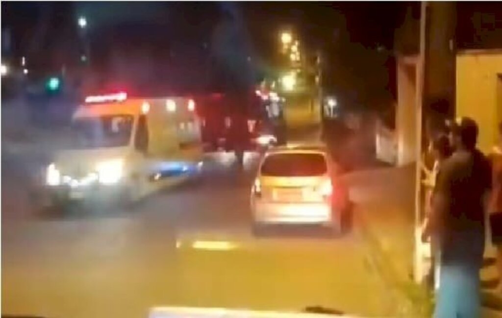 Homem morre carbonizado durante incêndio em rancho em Indaial