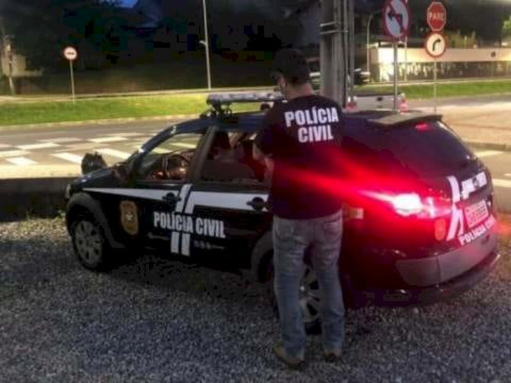 Mãe é condenada por prostituir a filha de 8 anos em Blumenau