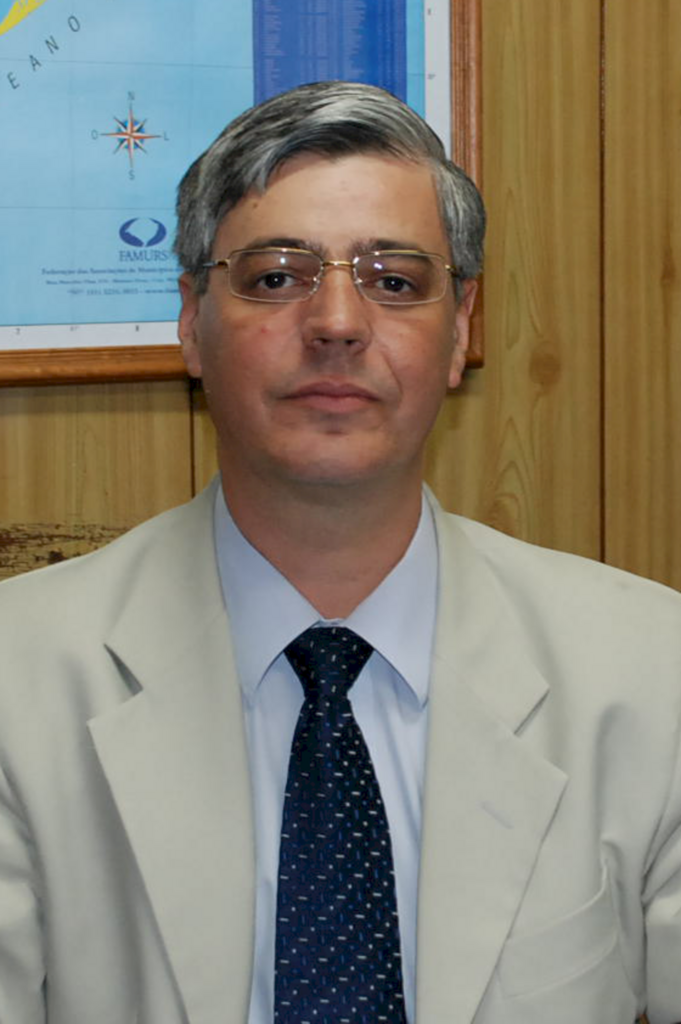 Dr. Roque Bermúdez