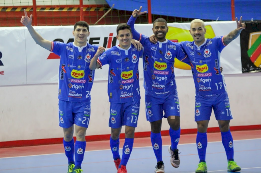 Jogo de afirmação da Uruguaianense na Liga Gaúcha de Futsal