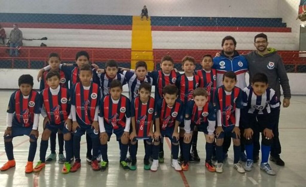 Sub-11 da AEU segue invicto após duas partidas no final de semana