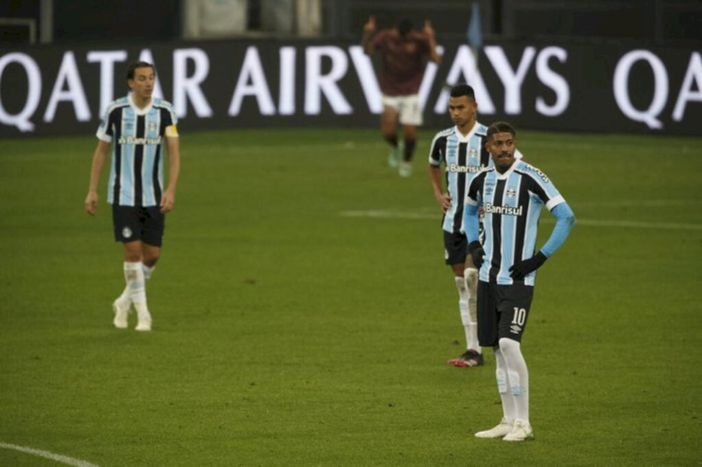 Grêmio leva a virada e é eliminado da Sul-Americana