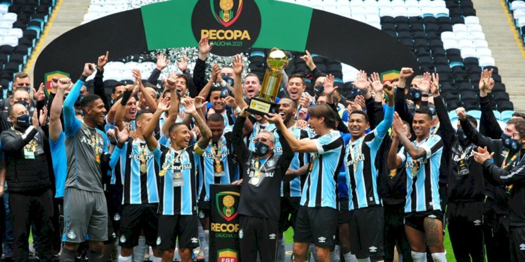 Grêmio goleia o Santa Cruz e é bicampeão da Recopa Gaúcha