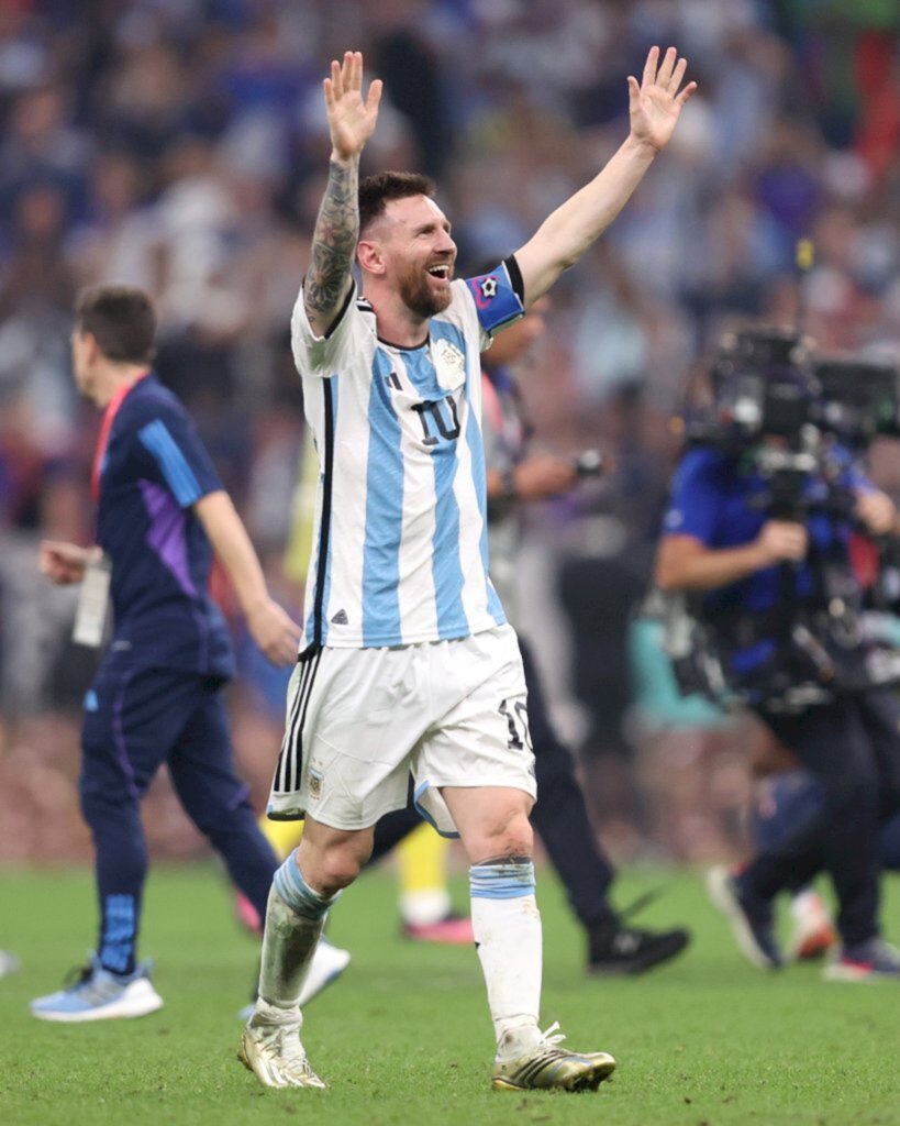 Em partida sofrida, Argentina bate França nos pênaltis e é tri