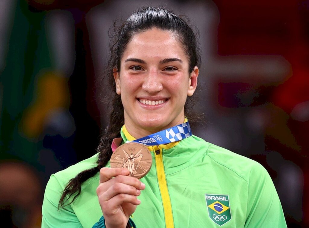 Mayra Aguiar faz história e é bronze nas Olimpíadas de Tóquio