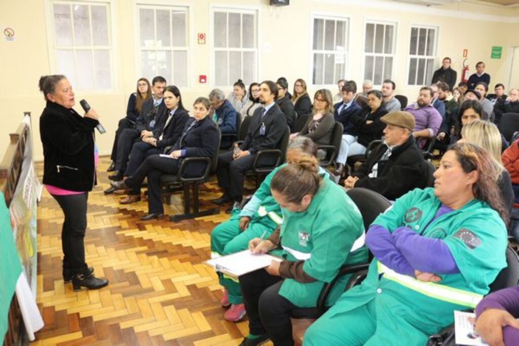 Aclan participa da semana de aniversário da Escola Legislativa