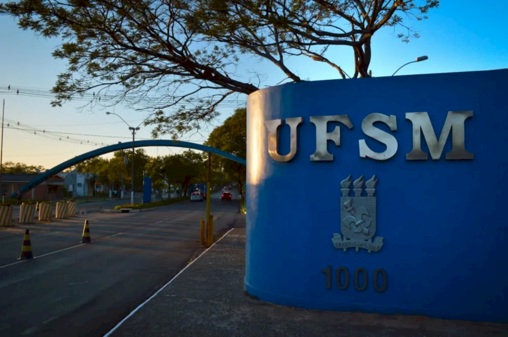 UFSM abre concurso para técnico administrativo em educação