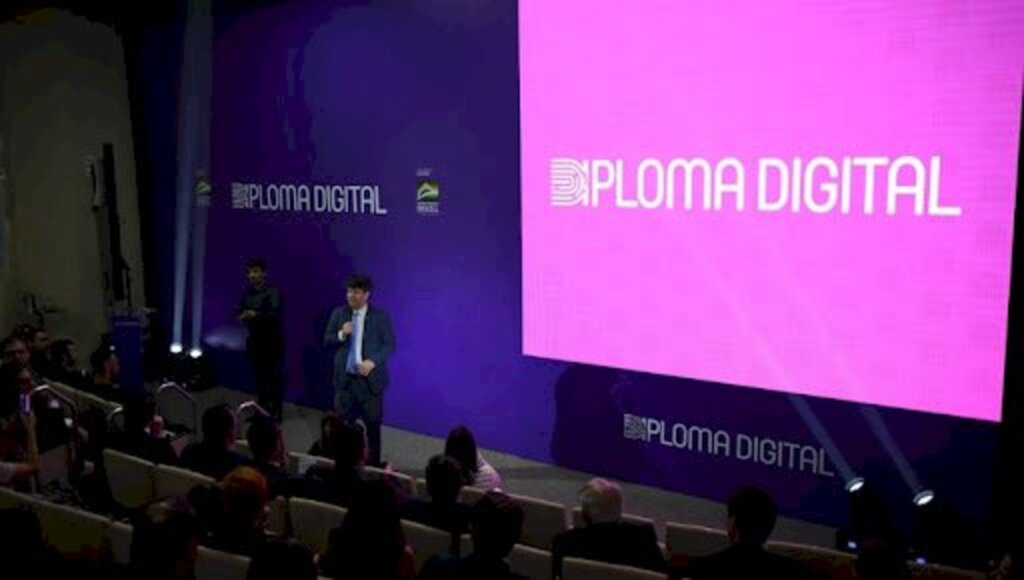 Portaria amplia prazo para implementação do Diploma Digital