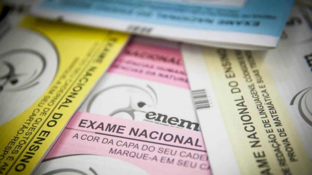 MEC divulga que 5,8 milhões estão inscritos para fazer o Enem 2020