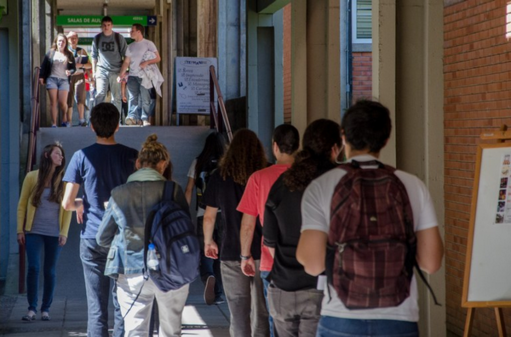 UFRGS oferece mais de 300 vagas para ingresso por transferências