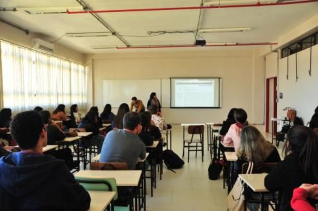 Unipampa abre concurso público com vagas para professores