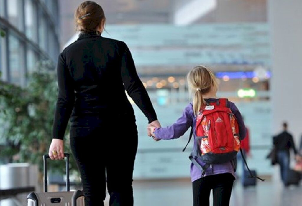 Autorização de viagens de crianças e adolescentes - quem precisa e onde fazer