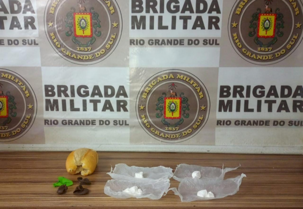 Homem é preso com droga escondida em um pão