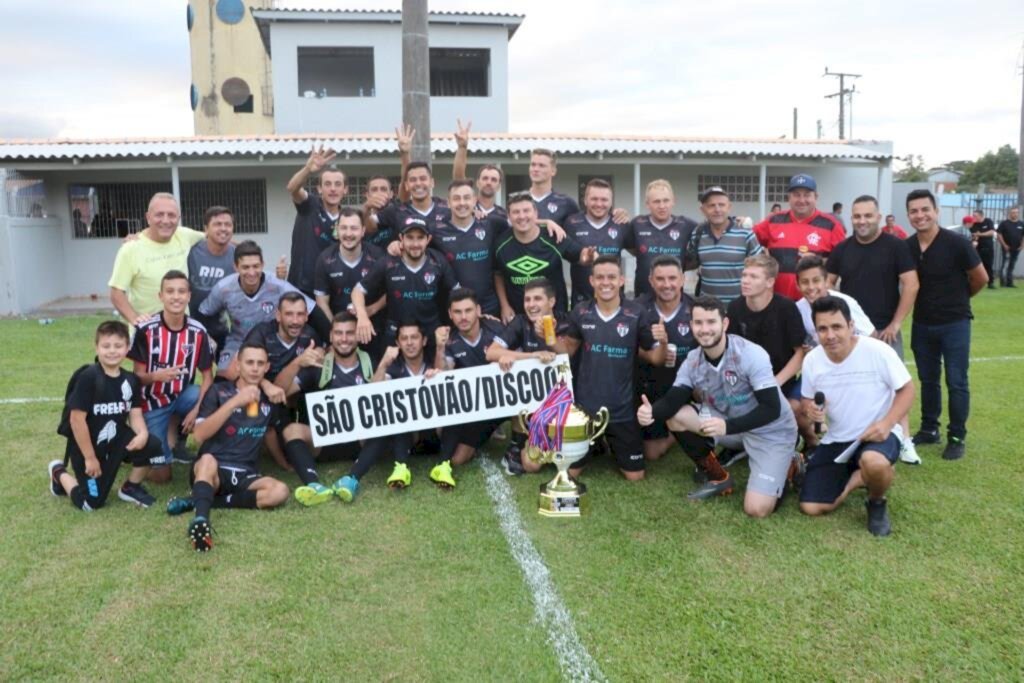São Cristóvão/Discool é campeão do Campeonato Municipal de Futebol
