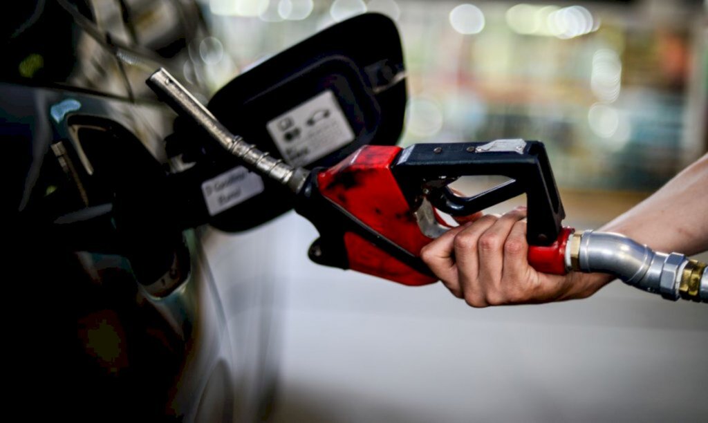 Pesquisa do Procon aponta diferença de R$ 0,44 no preço da gasolina em Canoinhas