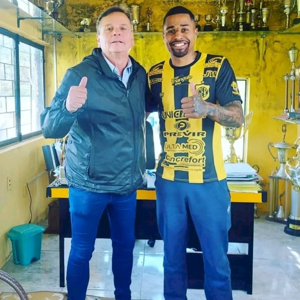 Bagé apresenta volante vindo do Santa Cruz