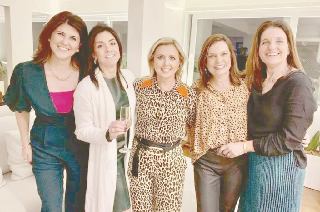 Divulgação - Luciana Martins Teixeira, Potira Costa Pereira, Inaiara Rodrigues Paiva, Andrea Paiva Lima e Anelise Moraes Nicoloso