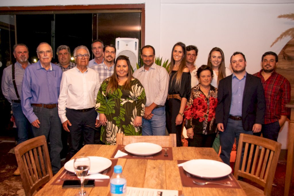 Guilherme Gonçalves Filmes - Grupo tomou posse na abertura da programação das raças