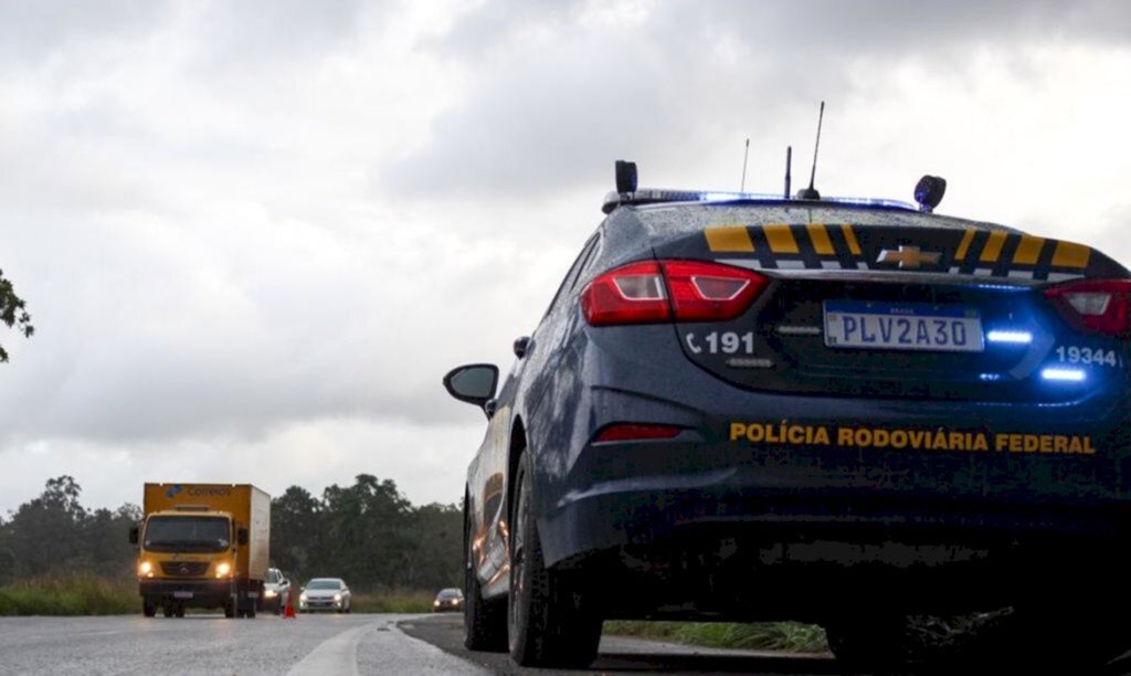 Divulgação/PRF - Policiamento será intensificado durante o feriadão