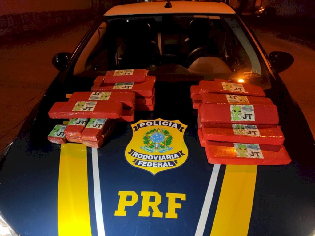 PRF prende homem transportando maconha em Bagé