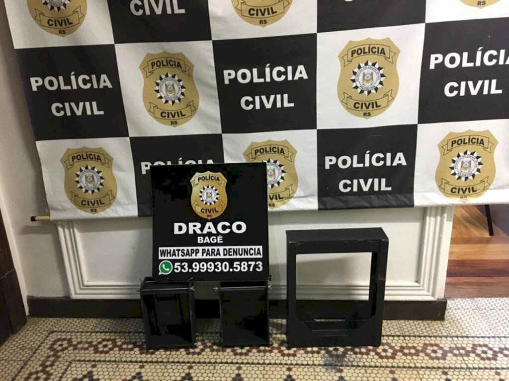 Divulgação/PC - Prensa seria levada para criminosos em Porto Alegre