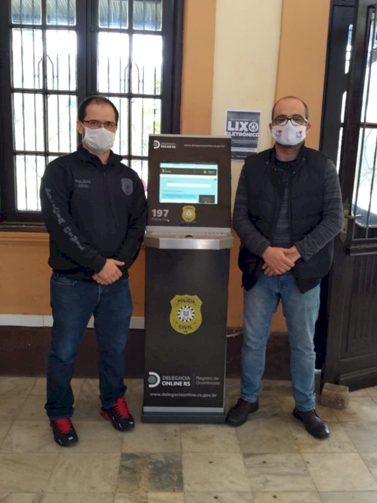 Divulgação - Totem foi instalado no hall de entrada do espaço público