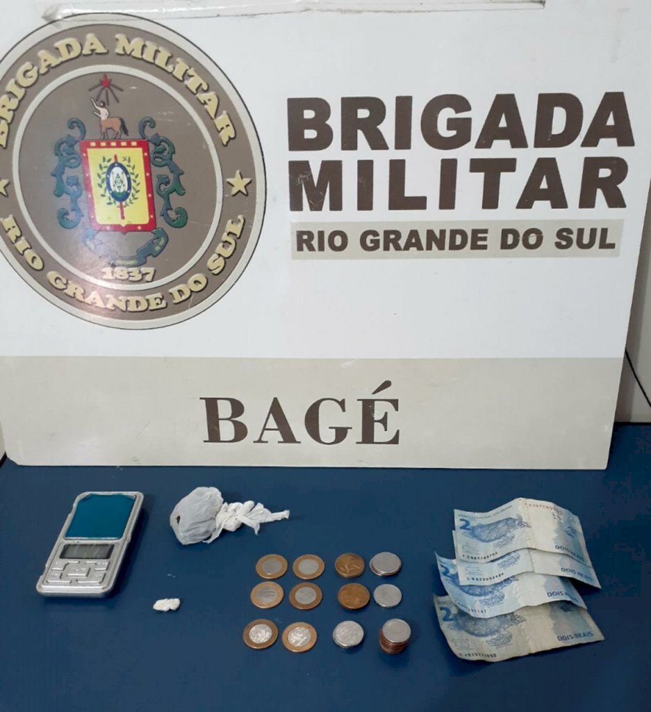 Divulgação - Droga e dinheiro foram apreendidos na casa