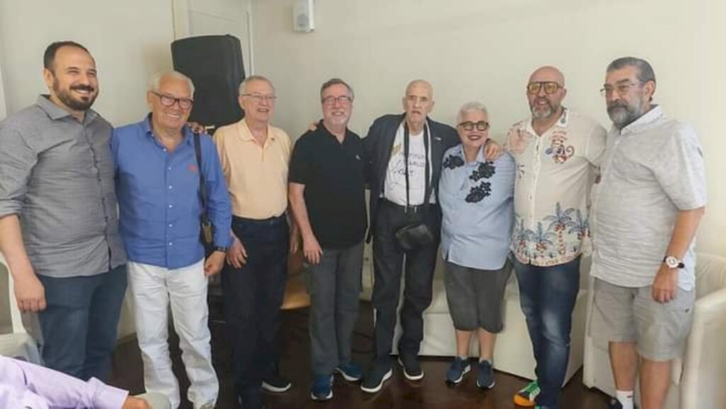 Bageenses brilham na Feira do Livro de Porto Alegre