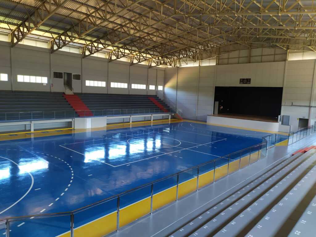  - Quadra poliesportiva do novo Centro Educacional, Esportivo e Cultural